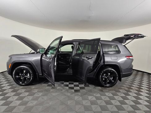 New 2026 Jeep Grand Cherokee L Limited w/ Limited Altitude Package image 17