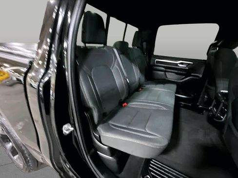 Used 2019 RAM 1500 Big Horn AWD/4WD image 20
