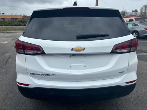 Used 2024 Chevrolet Equinox LS w/ LS Convenience Package image 7