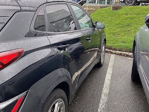 Used 2023 Hyundai Kona SEL w/ Convenience Package image 10