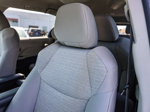 Certified 2024 Toyota Sienna LE image 15