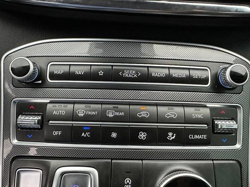 Used 2023 Hyundai Santa Fe SEL FWD image 17