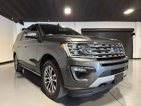 Used 2018 Ford Expedition Max Limited w/ Equipment Group 301A AWD/4WD image 3