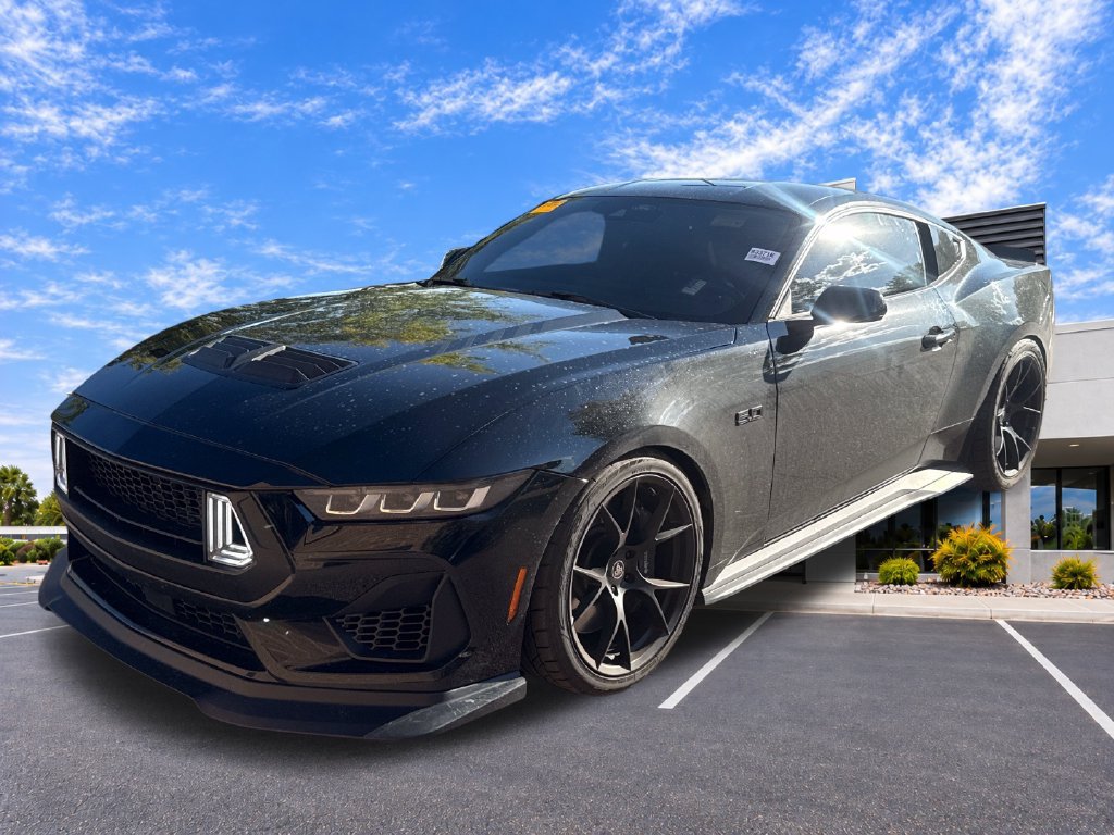 Used 2024 Ford Mustang GT w/ GT Performance Package RWD image 3