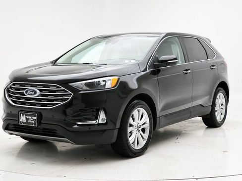 Used 2023 Ford Edge Titanium AWD/4WD image 2