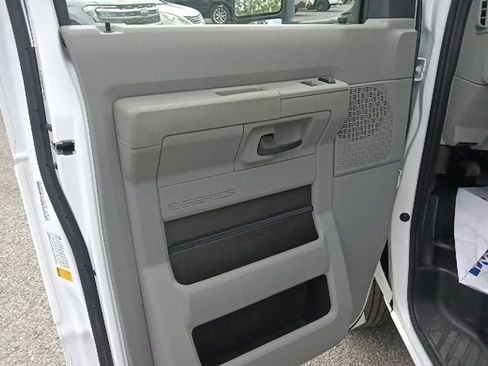 New 2026 Ford E-450 and Econoline 450 Super Duty w/ Power Equipment Group RWD image 11