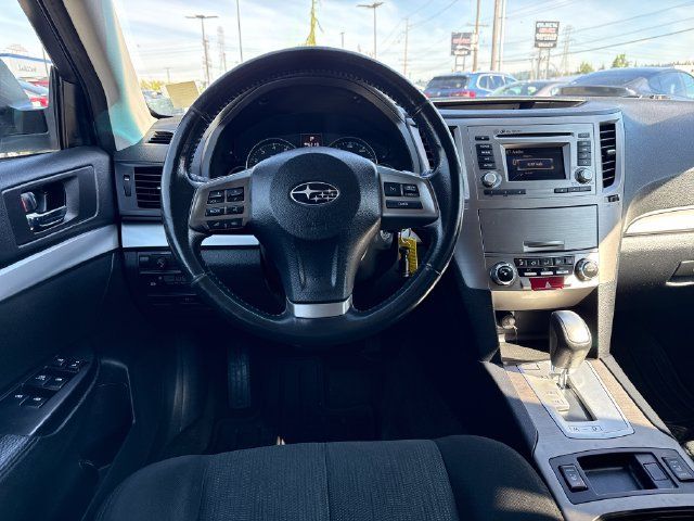 Used 2014 Subaru Outback 2.5i Premium w/ Moonroof Package AWD/4WD image 17