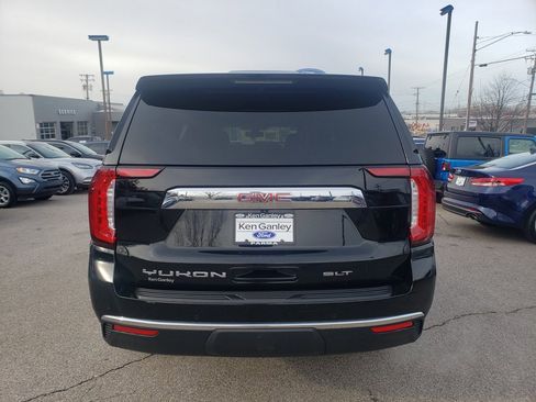 Used 2021 GMC Yukon XL SLT image 6