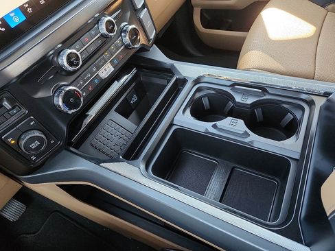 New 2025 Ford F350 Lariat w/ Lariat Ultimate Package image 24