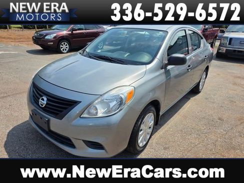 Used 2012 Nissan Versa S FWD image 1
