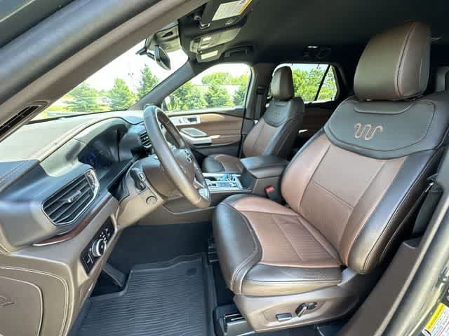 Used 2023 Ford Explorer King Ranch w/ Technology Package AWD/4WD image 17