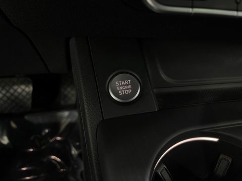 Used 2017 Audi A4 2.0T Premium w/ Convenience Package image 21