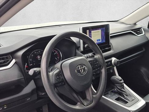 Used 2024 Toyota RAV4 XLE w/ Convenience Package FWD image 9