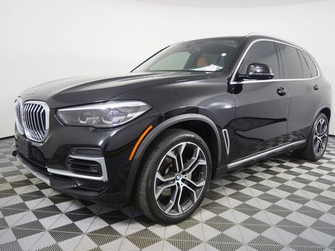 Used 2022 BMW X5 sDrive40i w/ Premium Package image 7