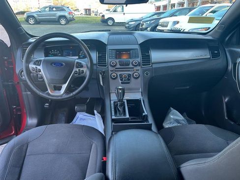 Used 2015 Ford Taurus SEL image 19