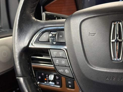 Certified 2023 Lincoln Navigator L Reserve AWD/4WD image 26