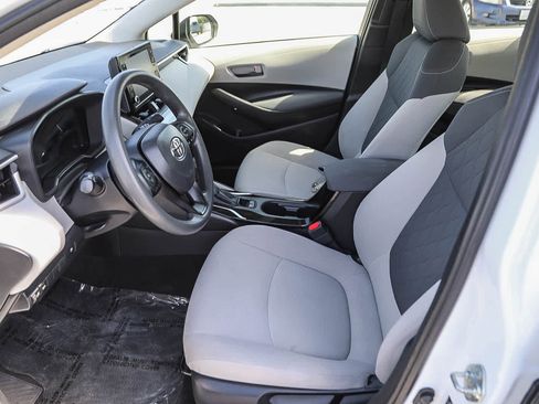 Certified 2022 Toyota Corolla LE FWD image 18