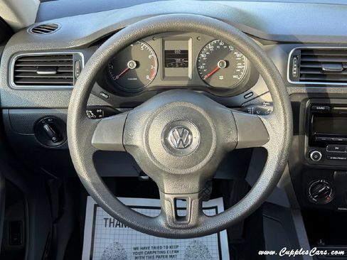 Used 2014 Volkswagen Jetta S FWD image 17