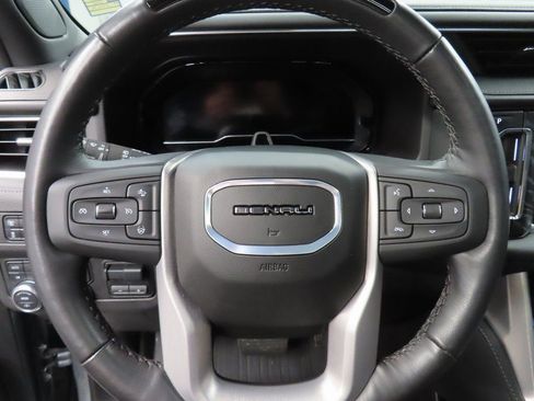 Used 2024 GMC Yukon Denali w/ Denali Reserve Package image 46