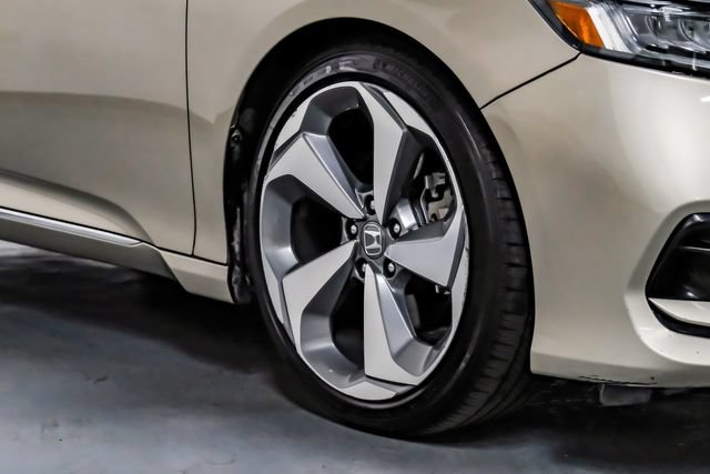 Used 2018 Honda Accord Touring image 73
