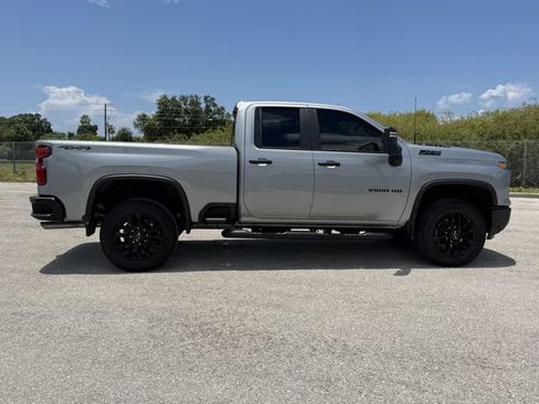 Used 2026 Chevrolet Silverado 2500 Custom w/ Custom Value Package AWD/4WD image 4