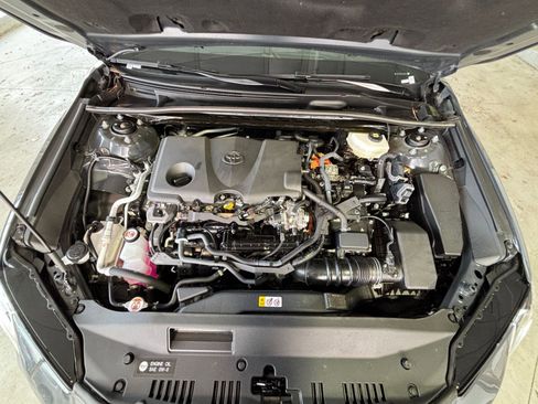 Used 2025 Toyota Camry LE image 36