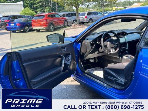 Used 2014 Subaru BRZ Limited RWD image 9