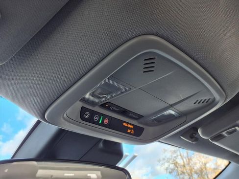 Used 2024 Chevrolet Malibu LT image 15