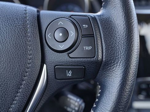 Used 2018 Toyota Corolla iM FWD image 34