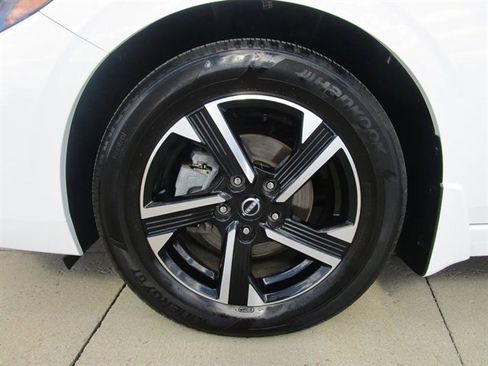 Used 2024 Nissan Sentra SV w/ All-Weather Package image 38