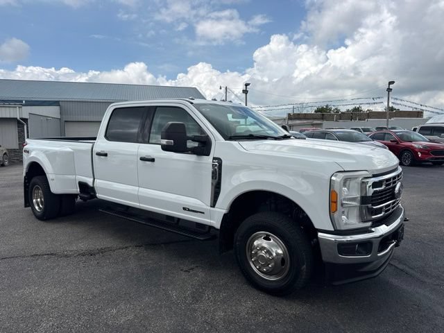 Used 2023 Ford F350 XLT AWD/4WD image 5