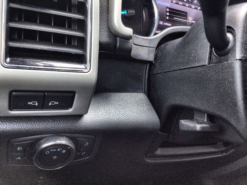 Used 2021 Ford F250 Lariat w/ Lariat Value Package image 18