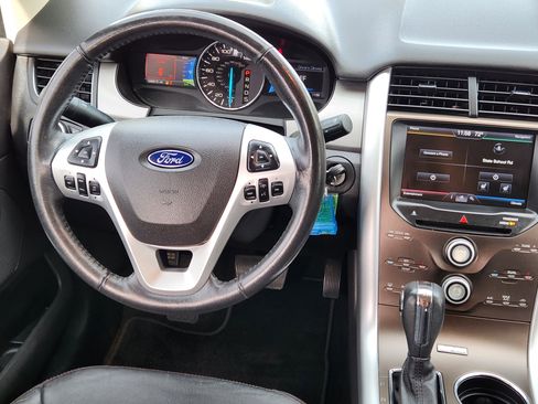 Used 2013 Ford Edge SEL image 26