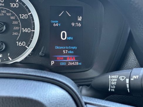 Used 2021 Toyota Corolla LE w/ LE Convenience Package FWD image 24