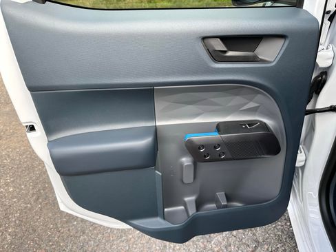 New 2025 Ford Maverick Lobo image 44