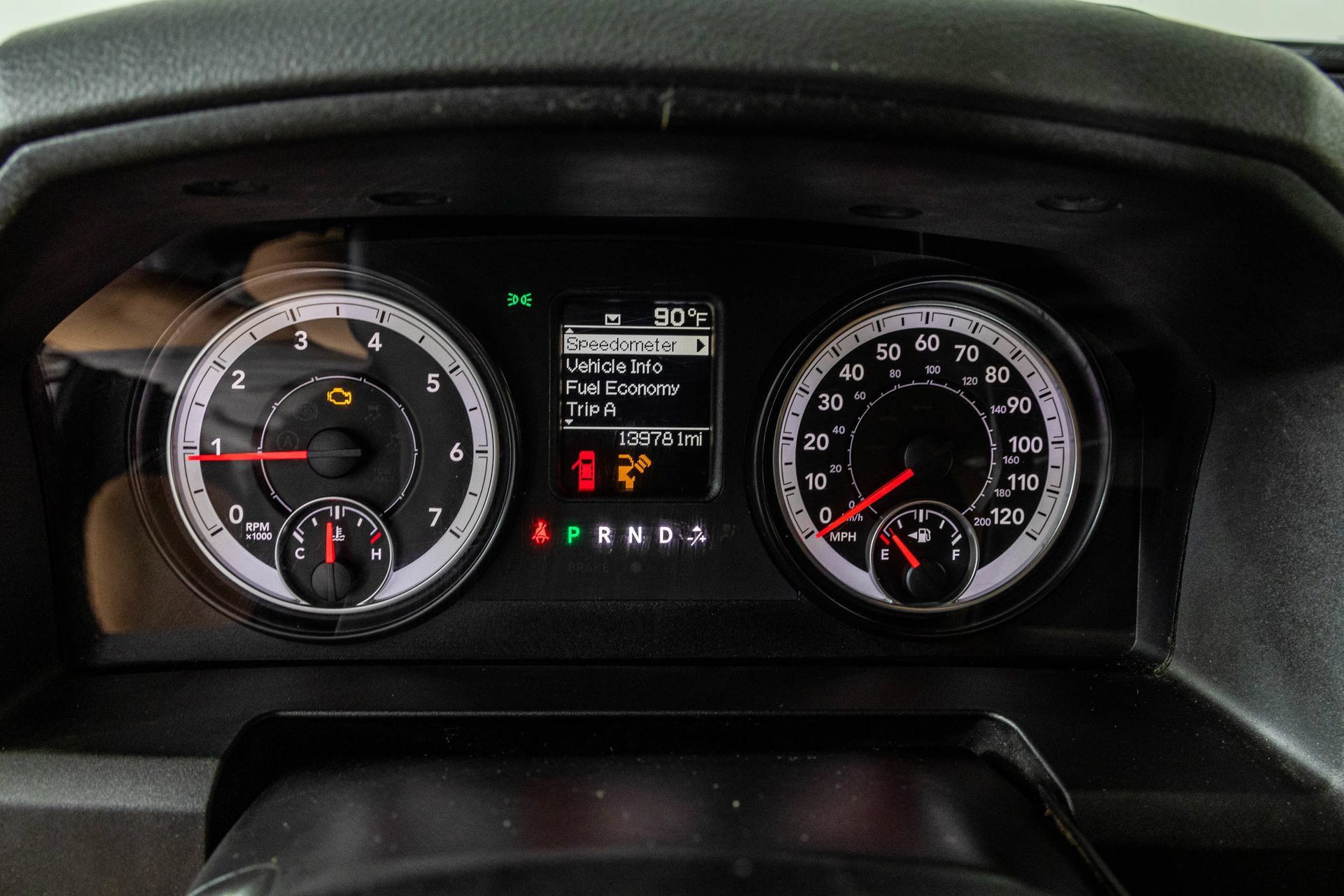 Used 2014 RAM 2500 Tradesman w/ Chrome Appearance Group AWD/4WD image 28