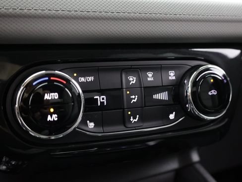 Used 2026 Chevrolet TrailBlazer LT w/ Convenience Package AWD/4WD image 22
