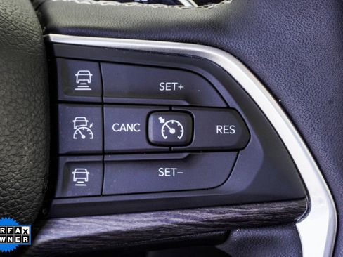 Used 2024 Jeep Grand Cherokee Limited 4xe image 30