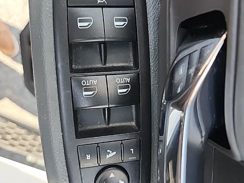 Certified 2019 RAM 1500 Big Horn image 36