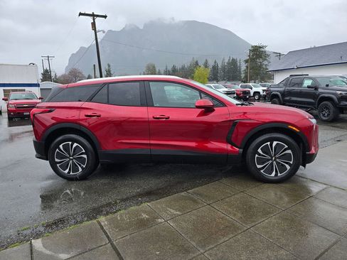 New 2026 Chevrolet Blazer EV LT w/ Super Cruise Package AWD/4WD image 4
