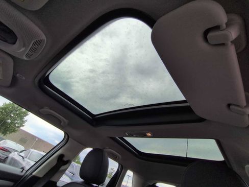 Certified 2024 MINI Cooper 4-Door Hardtop FWD image 20