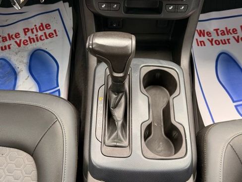 Used 2019 Chevrolet Colorado Z71 image 30