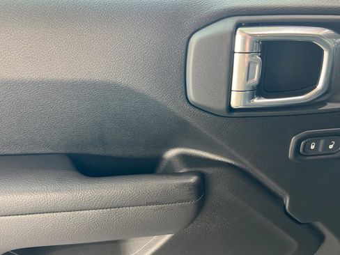 New 2025 Jeep Wrangler Sport S image 9