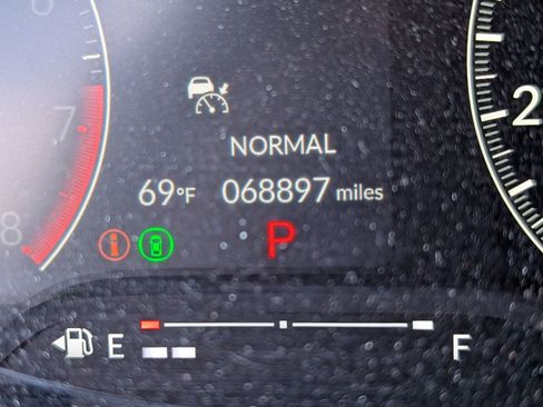 Used 2024 Honda Civic Sport image 9