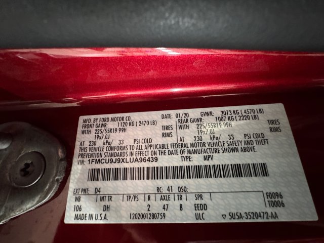 Used 2020 Ford Escape Titanium AWD/4WD image 27