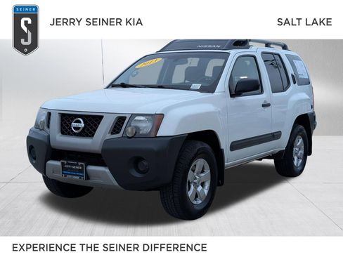 Used 2013 Nissan Xterra S AWD/4WD image 1