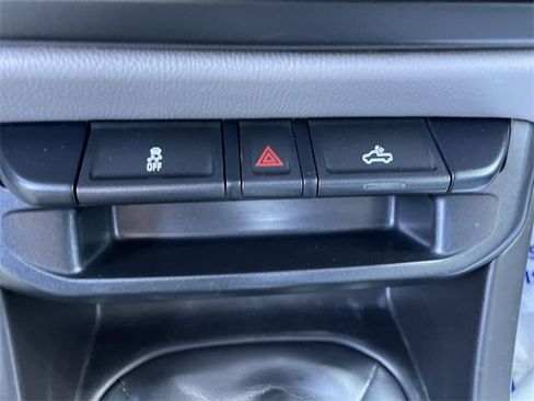 Used 2015 GMC Canyon SL image 22