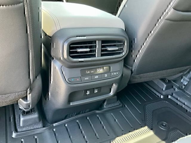 New 2026 Honda Pilot Touring image 11