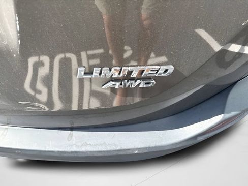 Used 2015 Toyota RAV4 Limited w/ Technology Package AWD/4WD image 25