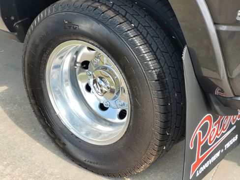 New 2025 RAM 3500 Limited image 5